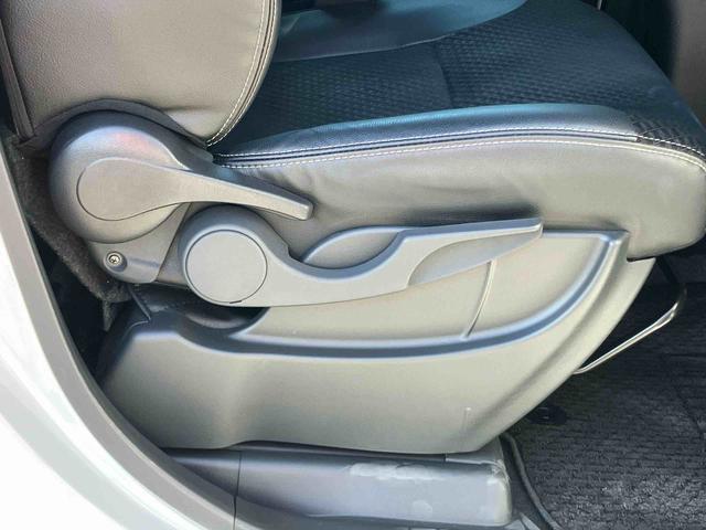 タントカスタムＸバックカメラ連動フルセグナビ　ＵＳＢ接続　ブルートゥース対応　フロント．リヤドライブレコーダー連動　ＴＶナビキット　運転席ロングスライドシート　前席シートヒーター　オートライト　オートハイビーム（千葉県）の中古車