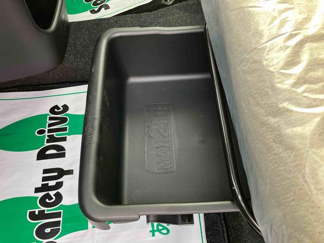 ムーヴキャンバスＧメイクアップリミテッド　ＳＡIII７インチフルセグナビゲーション／ナビ連動ドライブレコーダー前録画／ＥＴＣ／パノラマモニター／オートエアコン／左右パワースライドドア／アイドリングストップ／オートリトラクタブルミラー／ＬＥＤヘッドライト（千葉県）の中古車