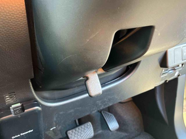 トールカスタムＧバックカメラ連動フルセグナビ　ＵＳＢ接続　ブルートゥース対応　フロント．リヤドライブレコーダー連動　ビルトインＥＴＣ　ホールド機能付き電動パーキングブレーキ　アダプティブクルーズコントロール（千葉県）の中古車