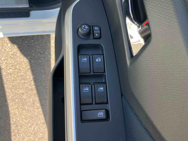 トールカスタムＧバックカメラ連動フルセグナビ　ＵＳＢ接続　ブルートゥース対応　フロント．リヤドライブレコーダー連動　ビルトインＥＴＣ　ホールド機能付き電動パーキングブレーキ　アダプティブクルーズコントロール（千葉県）の中古車