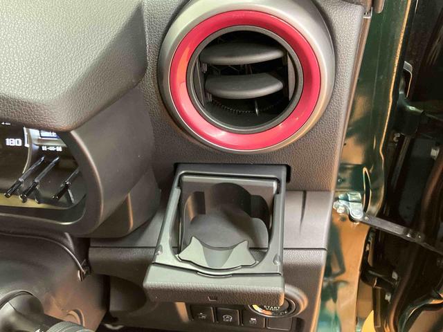 パッソモーダ　Ｇパッケージフルセグナビ　フロントドライブレコーダー　衝突被害軽減ブレーキ　横滑り防止装置　アイドリングストップ　プッシュエンジンスタート　キーフリーシステム　オートライト　バニティーミラー付き左右サンバイザー（千葉県）の中古車