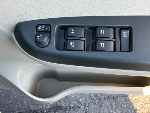 パッソX Gパッケージナビ/ワンセグ/BT/AUX バックカメラ LEDヘッドライト オートライト オートハイビーム 前後コーナーセンサー 革巻ステア ステリモ キーフリー プッシュスタート オートエアコン アルミホイール(千葉県)の中古車