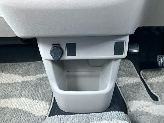 パッソX Gパッケージナビ/ワンセグ/BT/AUX バックカメラ LEDヘッドライト オートライト オートハイビーム 前後コーナーセンサー 革巻ステア ステリモ キーフリー プッシュスタート オートエアコン アルミホイール(千葉県)の中古車