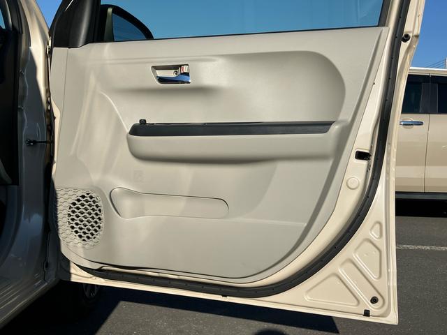 パッソX Gパッケージナビ/ワンセグ/BT/AUX バックカメラ LEDヘッドライト オートライト オートハイビーム 前後コーナーセンサー 革巻ステア ステリモ キーフリー プッシュスタート オートエアコン アルミホイール(千葉県)の中古車