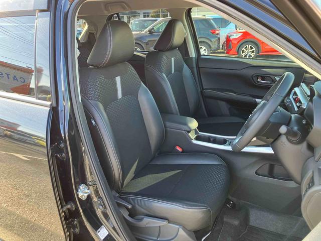 ロッキープレミアムＧ　ＨＥＶ９型ナビ／ＢＴ／ＴＶ／ＤＩＳＣ／Ｂカメラ／ステアスイッチ　前後ドラレコ　ＥＴＣ　ＬＥＤヘッド＆前後フォグ　１７インチアルミ　シートヒーター　電動駐車ブレーキ　自動追従クルコン　衝突被害軽減ブレーキ（千葉県）の中古車