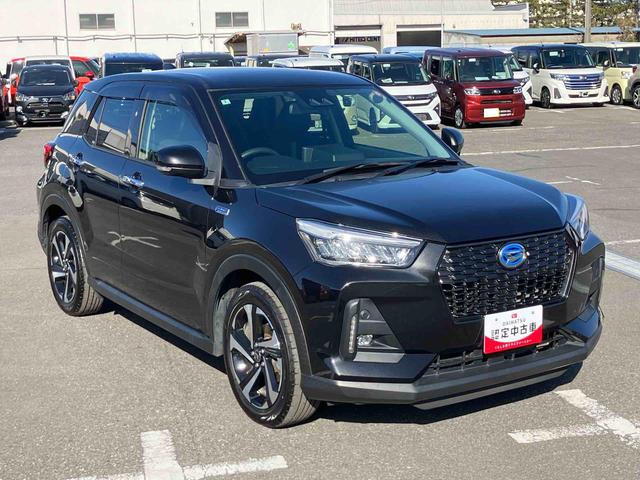 ロッキープレミアムＧ　ＨＥＶ９型ナビ／ＢＴ／ＴＶ／ＤＩＳＣ／Ｂカメラ／ステアスイッチ　前後ドラレコ　ＥＴＣ　ＬＥＤヘッド＆前後フォグ　１７インチアルミ　シートヒーター　電動駐車ブレーキ　自動追従クルコン　衝突被害軽減ブレーキ（千葉県）の中古車