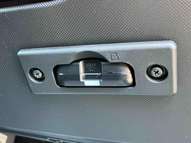 ロッキープレミアムＧ　ＨＥＶ９型ナビ／ＢＴ／ＴＶ／ＤＩＳＣ／Ｂカメラ／ステアスイッチ　前後ドラレコ　ＥＴＣ　ＬＥＤヘッド＆前後フォグ　１７インチアルミ　シートヒーター　電動駐車ブレーキ　自動追従クルコン　衝突被害軽減ブレーキ（千葉県）の中古車