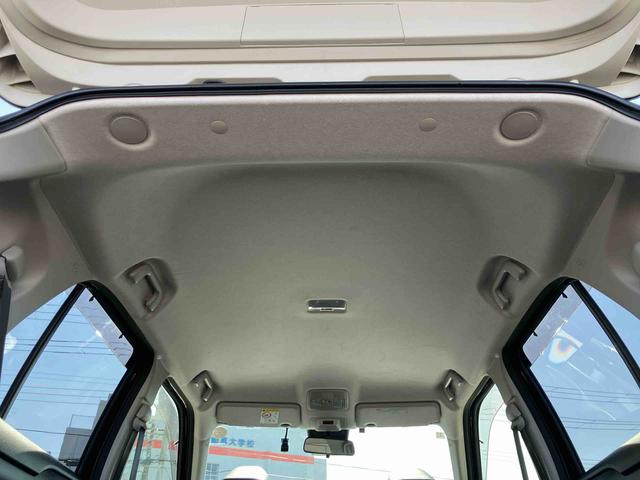 ロッキープレミアムＧ　ＨＥＶ９型ナビ／ＢＴ／ＴＶ／ＤＩＳＣ／Ｂカメラ／ステアスイッチ　前後ドラレコ　ＥＴＣ　ＬＥＤヘッド＆前後フォグ　１７インチアルミ　シートヒーター　電動駐車ブレーキ　自動追従クルコン　衝突被害軽減ブレーキ（千葉県）の中古車