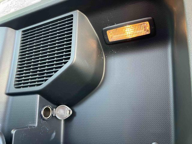 トールカスタムＧ　ターボ９型ＤＰオーディオ／ＢＴ／ＴＶ／Ｂカメラ／ステアスイッチ　ＥＴＣ　ＬＥＤヘッド＆フォグランプ　自動追従クルコン　１５インチアルミ　両側パワスラ　電動駐車ブレーキ　コーナーセンサー　衝突被害軽減ブレーキ（千葉県）の中古車