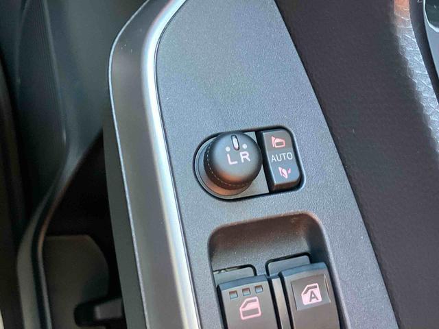 トールカスタムＧ　ターボ９型ＤＰオーディオ／ＢＴ／ＴＶ／Ｂカメラ／ステアスイッチ　ＥＴＣ　ＬＥＤヘッド＆フォグランプ　自動追従クルコン　１５インチアルミ　両側パワスラ　電動駐車ブレーキ　コーナーセンサー　衝突被害軽減ブレーキ（千葉県）の中古車