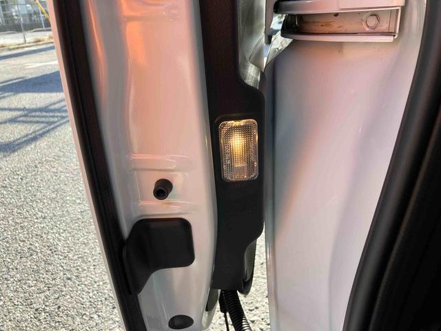 トールカスタムＧ　ターボ９型ＤＰオーディオ／ＢＴ／ＴＶ／Ｂカメラ／ステアスイッチ　ＥＴＣ　ＬＥＤヘッド＆フォグランプ　自動追従クルコン　１５インチアルミ　両側パワスラ　電動駐車ブレーキ　コーナーセンサー　衝突被害軽減ブレーキ（千葉県）の中古車