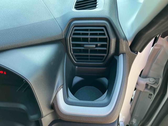 ムーヴＸ左側電動スライドドア　バニティーミラー付き左右サンバイザー　助手席シートバックポケット＋ショッピングフック　チルトステアリング　運転席シートリフター　プッシュエンジンスタート　キーフリーシステム（千葉県）の中古車