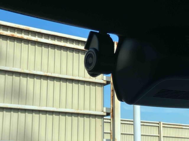 タントカスタムＸパノラマカメラ連動９インチフルセグナビ　ブルートゥース対応　ＵＳＢ接続　ＴＶナビキット　フロント．リヤドライブレコーダー連動　ブラインドスポットモニター　運転席ロングスライドシート　前席シートヒーター（千葉県）の中古車