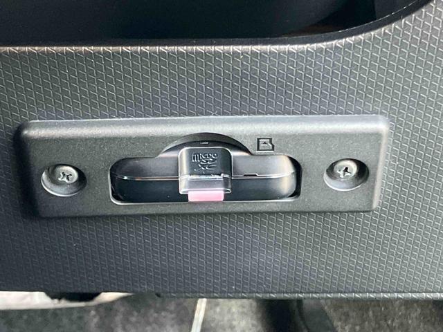 タントカスタムＸパノラマカメラ連動９インチフルセグナビ　ブルートゥース対応　ＵＳＢ接続　ＴＶナビキット　フロント．リヤドライブレコーダー連動　ブラインドスポットモニター　運転席ロングスライドシート　前席シートヒーター（千葉県）の中古車