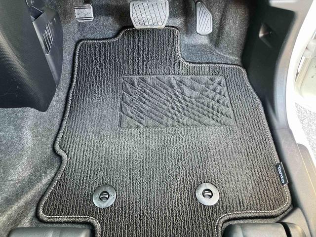 タントカスタムＸパノラマカメラ連動９インチフルセグナビ　ブルートゥース対応　ＵＳＢ接続　ＴＶナビキット　フロント．リヤドライブレコーダー連動　ブラインドスポットモニター　運転席ロングスライドシート　前席シートヒーター（千葉県）の中古車