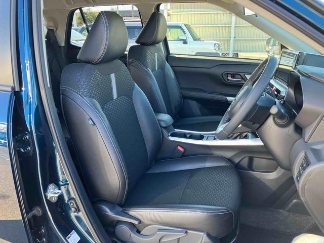 ロッキープレミアムＧ　ＨＥＶ９型ナビ／ＴＶ／ＤＶＤ／ＢＴ／ＵＳＢ　全周囲カメラ　前後ドラレコ　ＥＴＣ　全車速追従クルコン　ＬＥＤヘッドランプ　リヤフォグ　コーナーセンサー　シートヒーター　革ステ　電動駐車ブレーキ　アルミ（千葉県）の中古車