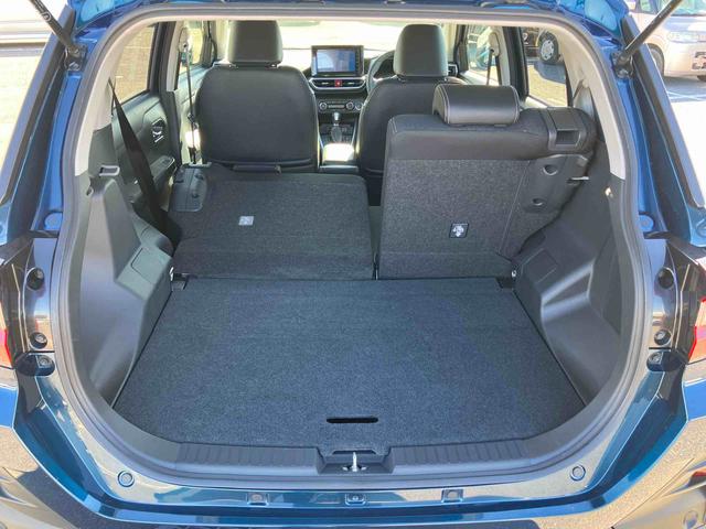 ロッキープレミアムＧ　ＨＥＶ９型ナビ／ＴＶ／ＤＶＤ／ＢＴ／ＵＳＢ　全周囲カメラ　前後ドラレコ　ＥＴＣ　全車速追従クルコン　ＬＥＤヘッドランプ　リヤフォグ　コーナーセンサー　シートヒーター　革ステ　電動駐車ブレーキ　アルミ（千葉県）の中古車