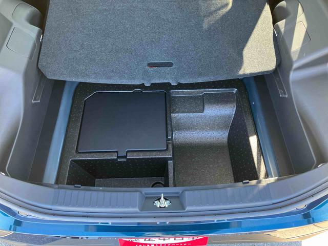 ロッキープレミアムＧ　ＨＥＶ９型ナビ／ＴＶ／ＤＶＤ／ＢＴ／ＵＳＢ　全周囲カメラ　前後ドラレコ　ＥＴＣ　全車速追従クルコン　ＬＥＤヘッドランプ　リヤフォグ　コーナーセンサー　シートヒーター　革ステ　電動駐車ブレーキ　アルミ（千葉県）の中古車