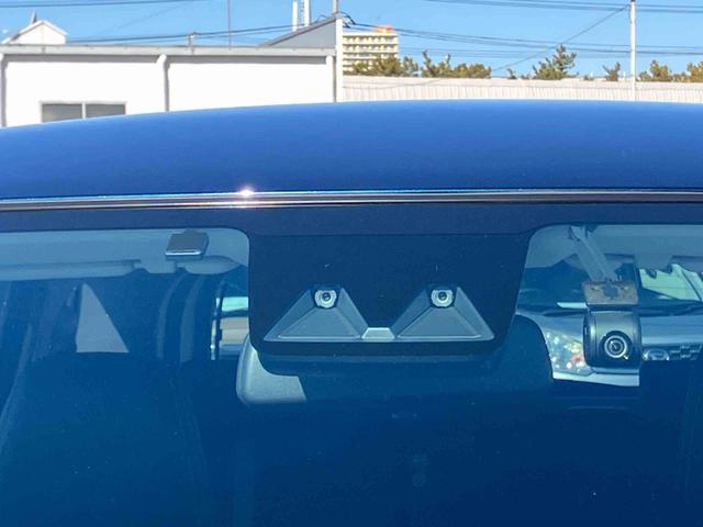 ロッキープレミアムＧ　ＨＥＶ９型ナビ／ＴＶ／ＤＶＤ／ＢＴ／ＵＳＢ　全周囲カメラ　前後ドラレコ　ＥＴＣ　全車速追従クルコン　ＬＥＤヘッドランプ　リヤフォグ　コーナーセンサー　シートヒーター　革ステ　電動駐車ブレーキ　アルミ（千葉県）の中古車