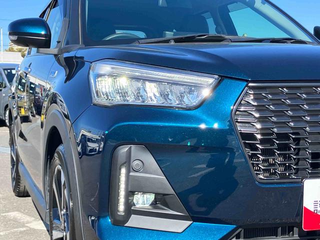 ロッキープレミアムＧ　ＨＥＶ９型ナビ／ＴＶ／ＤＶＤ／ＢＴ／ＵＳＢ　全周囲カメラ　前後ドラレコ　ＥＴＣ　全車速追従クルコン　ＬＥＤヘッドランプ　リヤフォグ　コーナーセンサー　シートヒーター　革ステ　電動駐車ブレーキ　アルミ（千葉県）の中古車