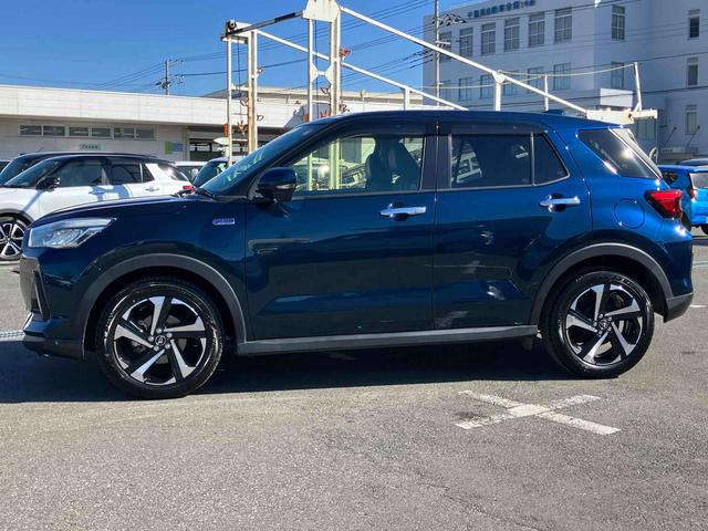 ロッキープレミアムＧ　ＨＥＶ９型ナビ／ＴＶ／ＤＶＤ／ＢＴ／ＵＳＢ　全周囲カメラ　前後ドラレコ　ＥＴＣ　全車速追従クルコン　ＬＥＤヘッドランプ　リヤフォグ　コーナーセンサー　シートヒーター　革ステ　電動駐車ブレーキ　アルミ（千葉県）の中古車