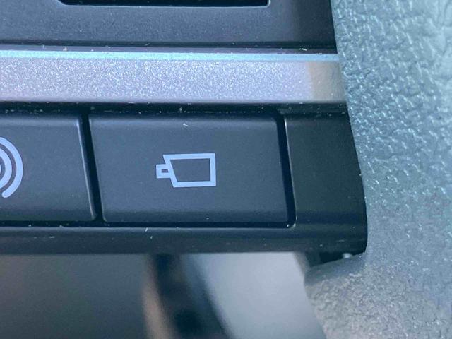 ロッキープレミアムＧ　ＨＥＶ９型ナビ／ＴＶ／ＤＶＤ／ＢＴ／ＵＳＢ　全周囲カメラ　前後ドラレコ　ＥＴＣ　全車速追従クルコン　ＬＥＤヘッドランプ　リヤフォグ　コーナーセンサー　シートヒーター　革ステ　電動駐車ブレーキ　アルミ（千葉県）の中古車