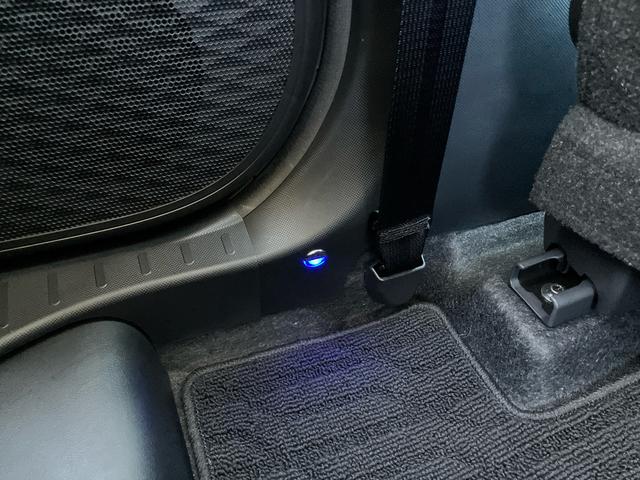 ロッキープレミアムＧ　ＨＥＶ９型ナビ／ＴＶ／ＤＶＤ／ＢＴ／ＵＳＢ　全周囲カメラ　前後ドラレコ　ＥＴＣ　全車速追従クルコン　ＬＥＤヘッドランプ　リヤフォグ　コーナーセンサー　シートヒーター　革ステ　電動駐車ブレーキ　アルミ（千葉県）の中古車