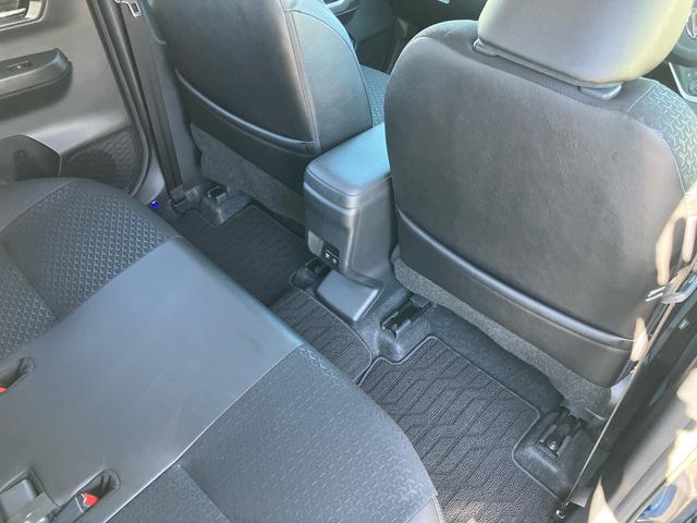 ロッキープレミアムＧ　ＨＥＶ９型ナビ／ＴＶ／ＤＶＤ／ＢＴ／ＵＳＢ　全周囲カメラ　前後ドラレコ　ＥＴＣ　全車速追従クルコン　ＬＥＤヘッドランプ　リヤフォグ　コーナーセンサー　シートヒーター　革ステ　電動駐車ブレーキ　アルミ（千葉県）の中古車