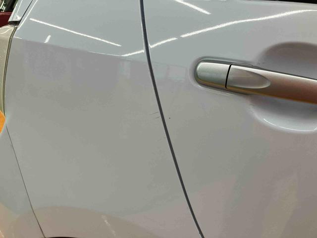 ミライースＧ　ＳＡ衝突被害軽減ブレーキ　横滑り防止装置　アイドリングストップ　プッシュエンジンスタート　キーフリーシステム　セキュリティアラーム　マニュアルレベリング機能付ハロゲンヘッドライト　オートエアコン（千葉県）の中古車