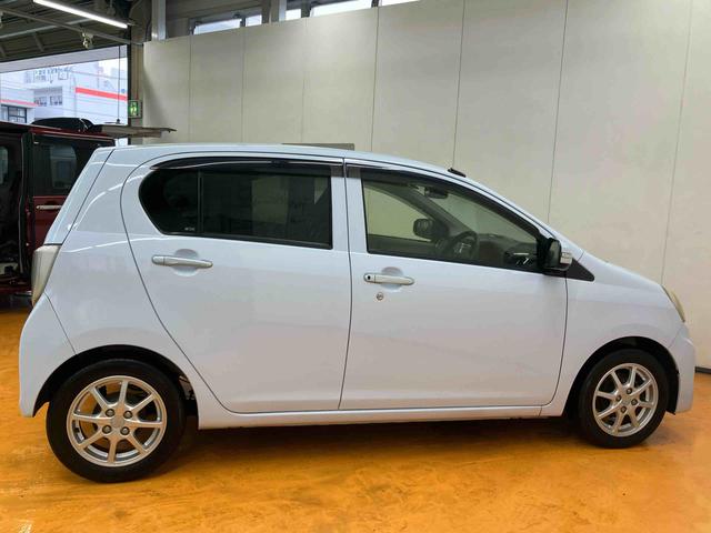 ミライースＧ　ＳＡ衝突被害軽減ブレーキ　横滑り防止装置　アイドリングストップ　プッシュエンジンスタート　キーフリーシステム　セキュリティアラーム　マニュアルレベリング機能付ハロゲンヘッドライト　オートエアコン（千葉県）の中古車