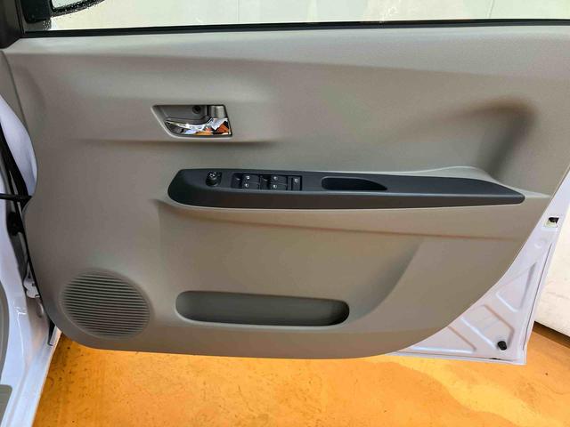 ミライースＧ　ＳＡ衝突被害軽減ブレーキ　横滑り防止装置　アイドリングストップ　プッシュエンジンスタート　キーフリーシステム　セキュリティアラーム　マニュアルレベリング機能付ハロゲンヘッドライト　オートエアコン（千葉県）の中古車