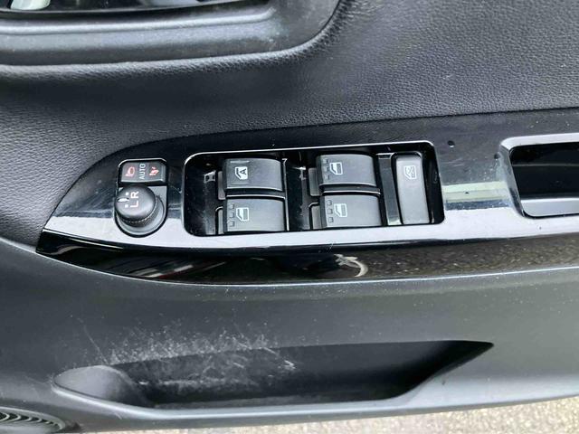 キャストスポーツSAIIターボ バックカメラ ETC MOMO製革巻ハンドル パドルシフト ステリモ 16インチアルミ LEDヘッドライト オートライト スマアシ 運転席シートヒータ キーフリー ボタンスタート フォグランプ(千葉県)の中古車