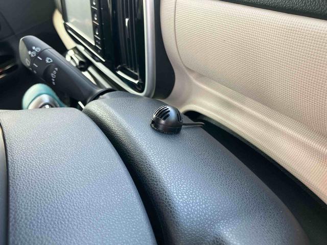 ムーヴキャンバスＧブラックインテリアリミテッド　ＳＡIIIパノラマカメラ連動フルセグナビ　ＵＳＢ接続　ブルートゥース対応　フロント．リヤドライブレコーダー連動　ＥＴＣ　室内イルミネーションパック　置きラクボックス　助手席シートアンダートレイ（千葉県）の中古車