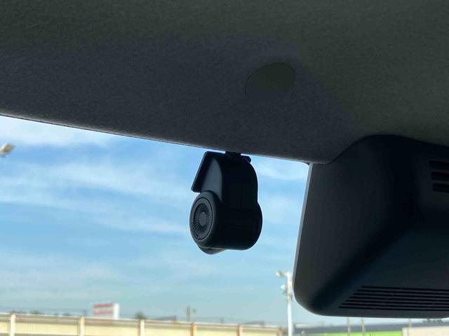 ムーヴキャンバスＧブラックインテリアリミテッド　ＳＡIIIパノラマカメラ連動フルセグナビ　ＵＳＢ接続　ブルートゥース対応　フロント．リヤドライブレコーダー連動　ＥＴＣ　室内イルミネーションパック　置きラクボックス　助手席シートアンダートレイ（千葉県）の中古車