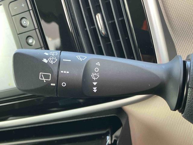 ムーヴキャンバスＧブラックインテリアリミテッド　ＳＡIIIパノラマカメラ連動フルセグナビ　ＵＳＢ接続　ブルートゥース対応　フロント．リヤドライブレコーダー連動　ＥＴＣ　室内イルミネーションパック　置きラクボックス　助手席シートアンダートレイ（千葉県）の中古車