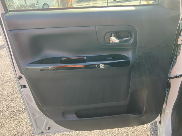 ムーヴキャンバスＧブラックインテリアリミテッド　ＳＡIIIパノラマカメラ連動フルセグナビ　ＵＳＢ接続　ブルートゥース対応　フロント．リヤドライブレコーダー連動　ＥＴＣ　室内イルミネーションパック　置きラクボックス　助手席シートアンダートレイ（千葉県）の中古車