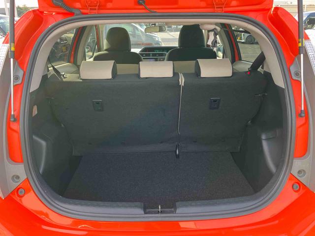 アクアＳハイブリッド　ナビ／ワンセグ／ＣＤ　バックカメラ　ＥＴＣ　ヘッドランプウォッシャー　車両接近通報装置　ゲートシフトレバー　アルミホイール　キーレスエントリー　サイドレバー式駐車ブレーキ　スペアタイヤ（千葉県）の中古車