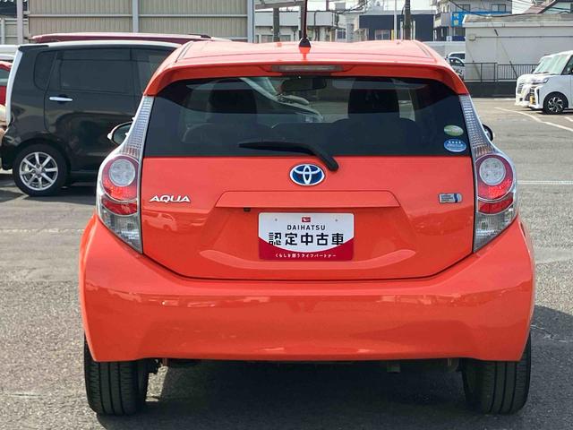 アクアＳハイブリッド　ナビ／ワンセグ／ＣＤ　バックカメラ　ＥＴＣ　ヘッドランプウォッシャー　車両接近通報装置　ゲートシフトレバー　アルミホイール　キーレスエントリー　サイドレバー式駐車ブレーキ　スペアタイヤ（千葉県）の中古車