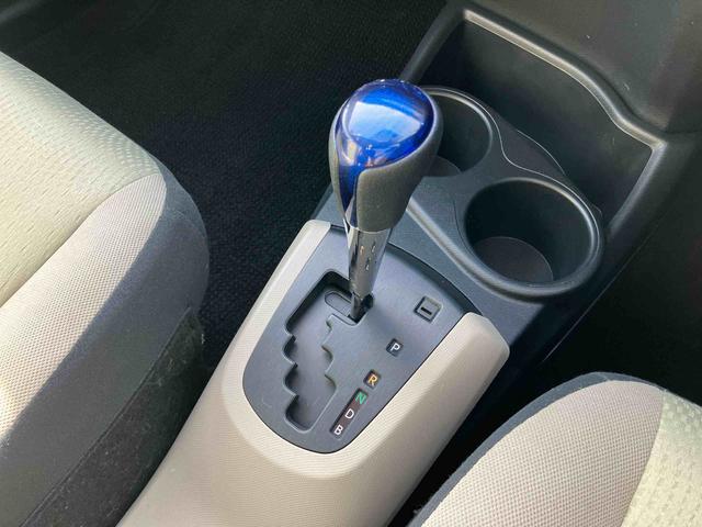 アクアＳハイブリッド　ナビ／ワンセグ／ＣＤ　バックカメラ　ＥＴＣ　ヘッドランプウォッシャー　車両接近通報装置　ゲートシフトレバー　アルミホイール　キーレスエントリー　サイドレバー式駐車ブレーキ　スペアタイヤ（千葉県）の中古車