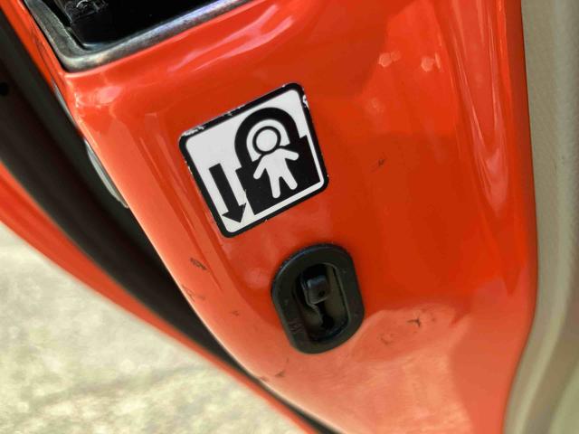 アクアＳハイブリッド　ナビ／ワンセグ／ＣＤ　バックカメラ　ＥＴＣ　ヘッドランプウォッシャー　車両接近通報装置　ゲートシフトレバー　アルミホイール　キーレスエントリー　サイドレバー式駐車ブレーキ　スペアタイヤ（千葉県）の中古車