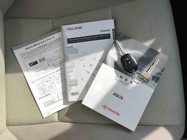 アクアＳハイブリッド　ナビ／ワンセグ／ＣＤ　バックカメラ　ＥＴＣ　ヘッドランプウォッシャー　車両接近通報装置　ゲートシフトレバー　アルミホイール　キーレスエントリー　サイドレバー式駐車ブレーキ　スペアタイヤ（千葉県）の中古車