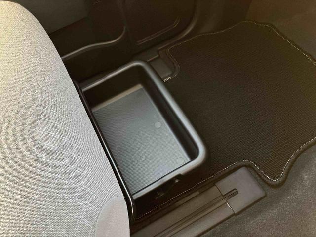 タントＸナビ／ＢＴ／ＴＶ／ＤＩＳＣ／バックカメラ／ステアスイッチ　前後ドラレコ　左側パワスラ　ＬＥＤヘッドライト　スマートキー　電格ドアミラー　シートヒーター　シートバックテーブル　衝突被害軽減ブレーキ（千葉県）の中古車