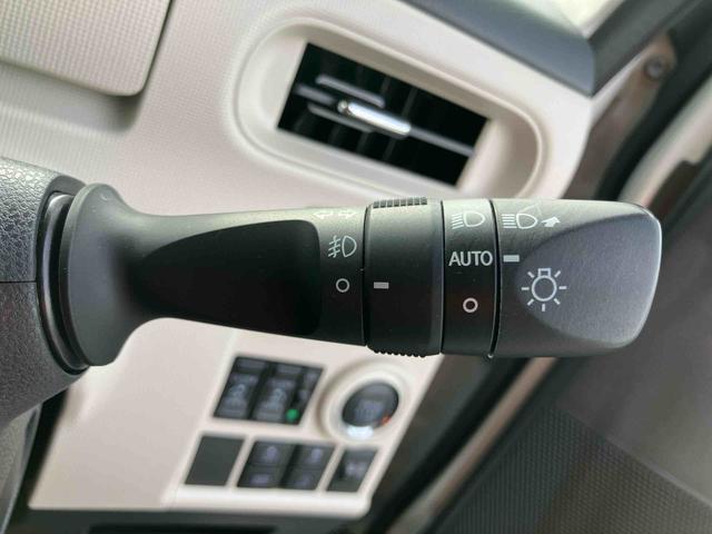 ムーヴキャンバスＸブラックインテリアリミテッド　ＳＡIIIパノラマカメラ連動ＤＶＤチューナー　ＵＳＢ接続　ブルートゥース対応　衝突被害軽減ブレーキ　横滑り防止装置　アイドリングストップ　置きラクボックス　オートライト　オートハイビーム　ショッピングフック（千葉県）の中古車