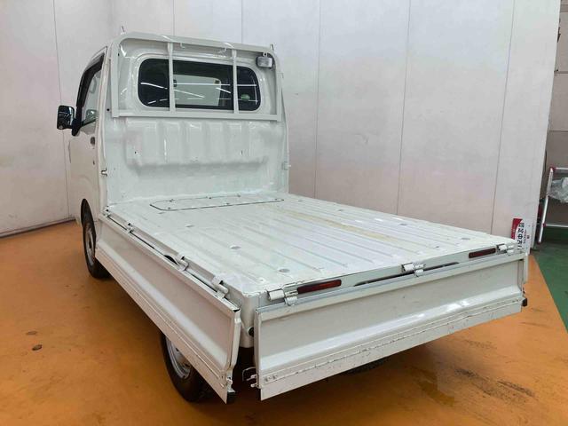 ハイゼットトラックスタンダード　農用スペシャルスーパーデフロック　４ＷＤ　荷台作業灯　スピーカー一体型ラジオチューナー　マニュアルレベリング機能付ハロゲンヘッドライト　ショッピングフック　助手席シートバックポケット　舗装路．非舗装路用タイヤ（千葉県）の中古車