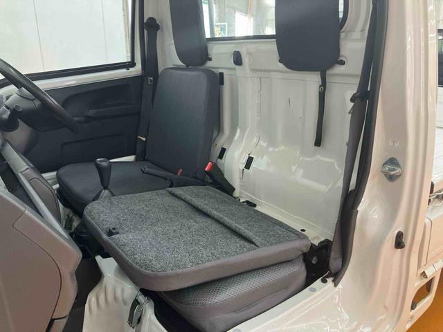 ハイゼットトラックスタンダード　農用スペシャルスーパーデフロック　４ＷＤ　荷台作業灯　スピーカー一体型ラジオチューナー　マニュアルレベリング機能付ハロゲンヘッドライト　ショッピングフック　助手席シートバックポケット　舗装路．非舗装路用タイヤ（千葉県）の中古車