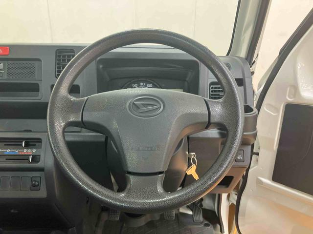 ハイゼットトラックスタンダード　農用スペシャルスーパーデフロック　４ＷＤ　荷台作業灯　スピーカー一体型ラジオチューナー　マニュアルレベリング機能付ハロゲンヘッドライト　ショッピングフック　助手席シートバックポケット　舗装路．非舗装路用タイヤ（千葉県）の中古車