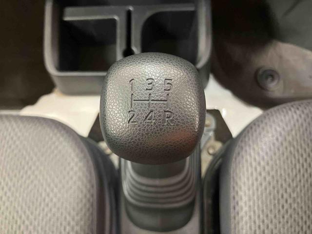 ハイゼットトラックスタンダード　農用スペシャルスーパーデフロック　４ＷＤ　荷台作業灯　スピーカー一体型ラジオチューナー　マニュアルレベリング機能付ハロゲンヘッドライト　ショッピングフック　助手席シートバックポケット　舗装路．非舗装路用タイヤ（千葉県）の中古車