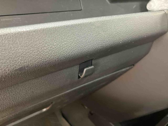 ハイゼットトラックスタンダード　農用スペシャルスーパーデフロック　４ＷＤ　荷台作業灯　スピーカー一体型ラジオチューナー　マニュアルレベリング機能付ハロゲンヘッドライト　ショッピングフック　助手席シートバックポケット　舗装路．非舗装路用タイヤ（千葉県）の中古車