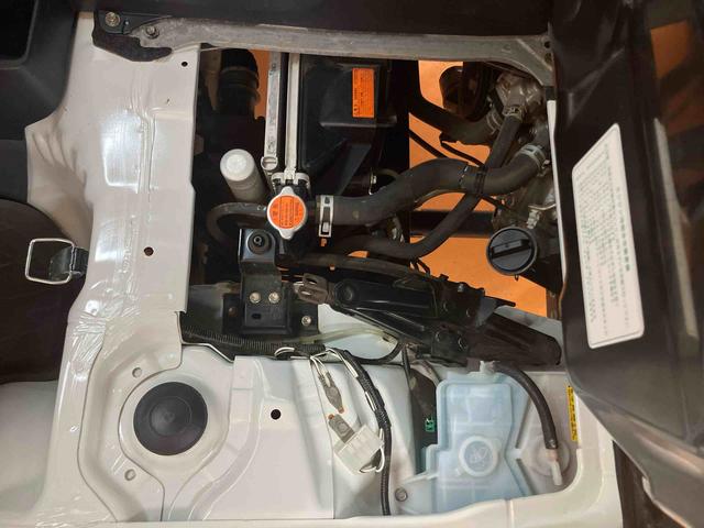 ハイゼットトラックスタンダード　農用スペシャルスーパーデフロック　４ＷＤ　荷台作業灯　スピーカー一体型ラジオチューナー　マニュアルレベリング機能付ハロゲンヘッドライト　ショッピングフック　助手席シートバックポケット　舗装路．非舗装路用タイヤ（千葉県）の中古車