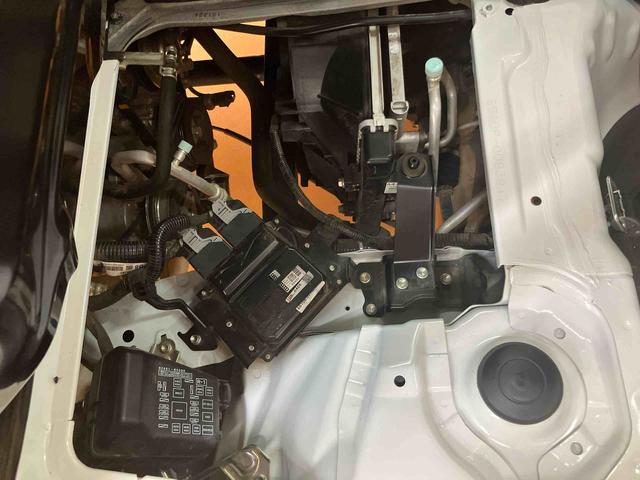 ハイゼットトラックスタンダード　農用スペシャルスーパーデフロック　４ＷＤ　荷台作業灯　スピーカー一体型ラジオチューナー　マニュアルレベリング機能付ハロゲンヘッドライト　ショッピングフック　助手席シートバックポケット　舗装路．非舗装路用タイヤ（千葉県）の中古車